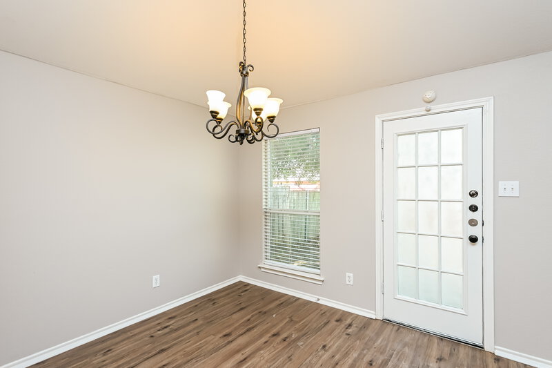 2,220/Mo, 1104 Monticello Dr Azle, TX 76020 Dining Room View