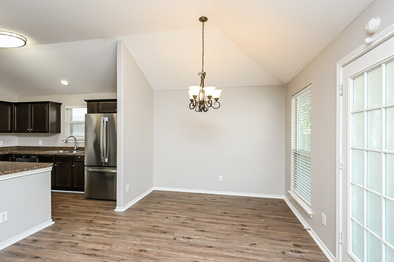 2,220/Mo, 1104 Monticello Dr Azle, TX 76020 Dining Room View 2