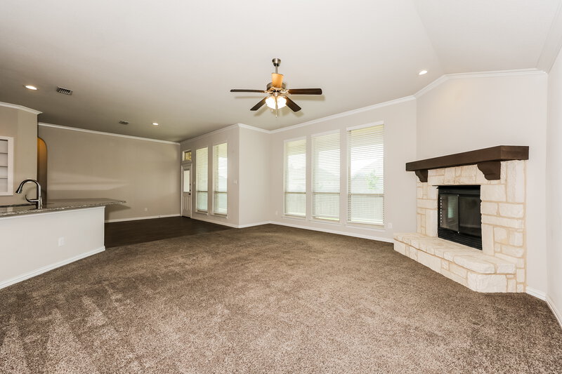 3,275/Mo, 421 Noble Nest Dr Midlothian, TX 76065 Living Room View