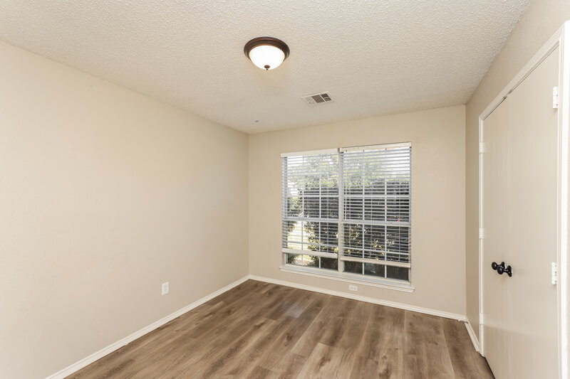 2,520/Mo, 4218 Baccarat Dr Garland, TX 75043 Bedroom View