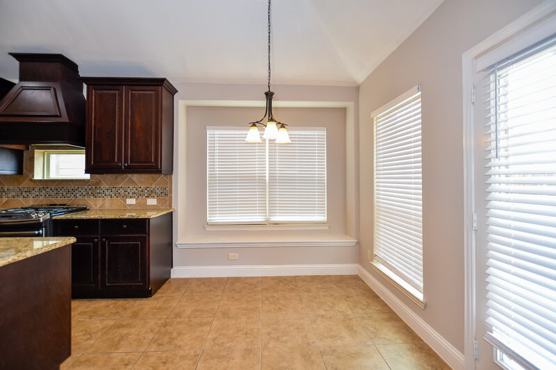 2,860/Mo, 1105 Highgate Rd Forney, TX 75126 Dining Room View 2