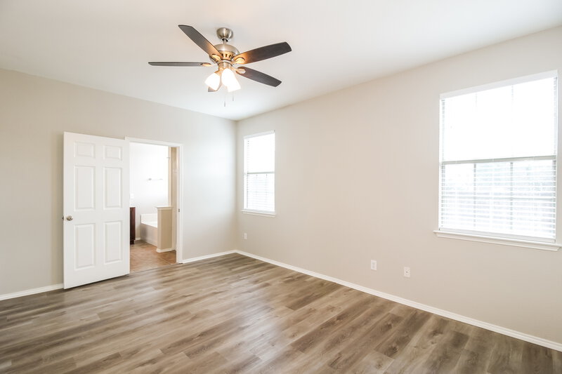 2,460/Mo, 15408 Yarberry Dr Roanoke, TX 76262 Main Bedroom View