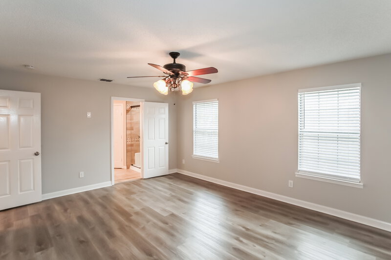 2,460/Mo, 5100 Hot Springs Trl Fort Worth, TX 76137 Main Bedroom View