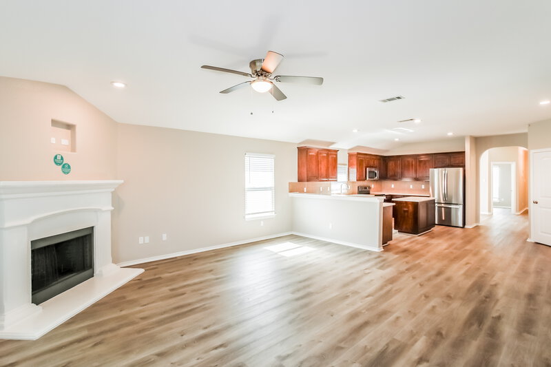 3,190/Mo, 3112 Hornbeam St Argyle, TX 76226 Living Room View 2