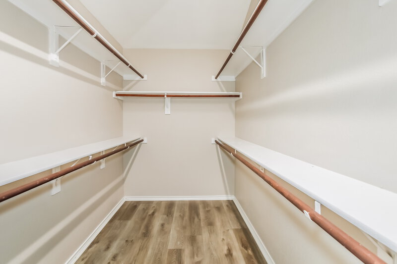 3,190/Mo, 3112 Hornbeam St Argyle, TX 76226 Walk In Closet View