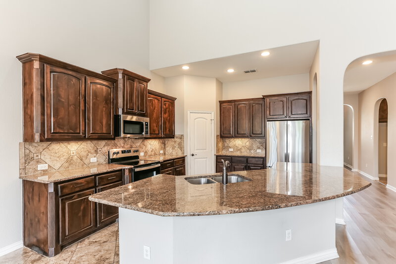 3,165/Mo, 3937 Hollow Lake Rd Roanoke, TX 76262 Kitchen View
