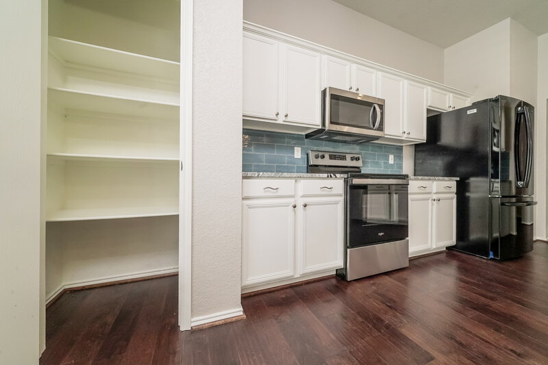 2,165/Mo, 1005 Fort Apache Dr Haslet, TX 76052 Kitchen View 2