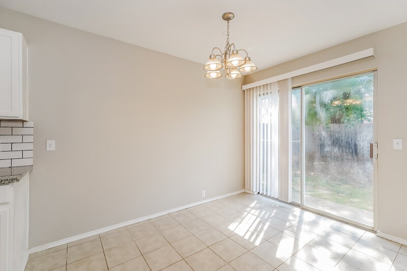 2,000/Mo, 3313 Teasbend Ct Denton, TX 76210 Dining Room View