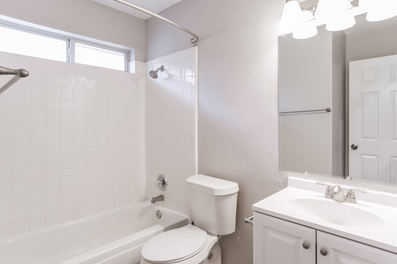 2,145/Mo, 3616 Crosswicks Ct Fort Worth, TX 76137 Bathroom View