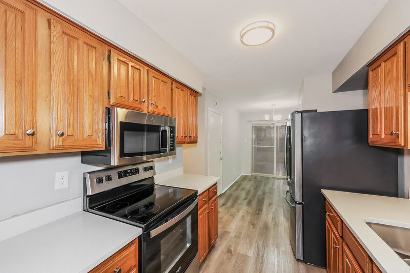 1,745/Mo, 1301 Southridge Dr Lancaster, TX 75146 Kitchen View