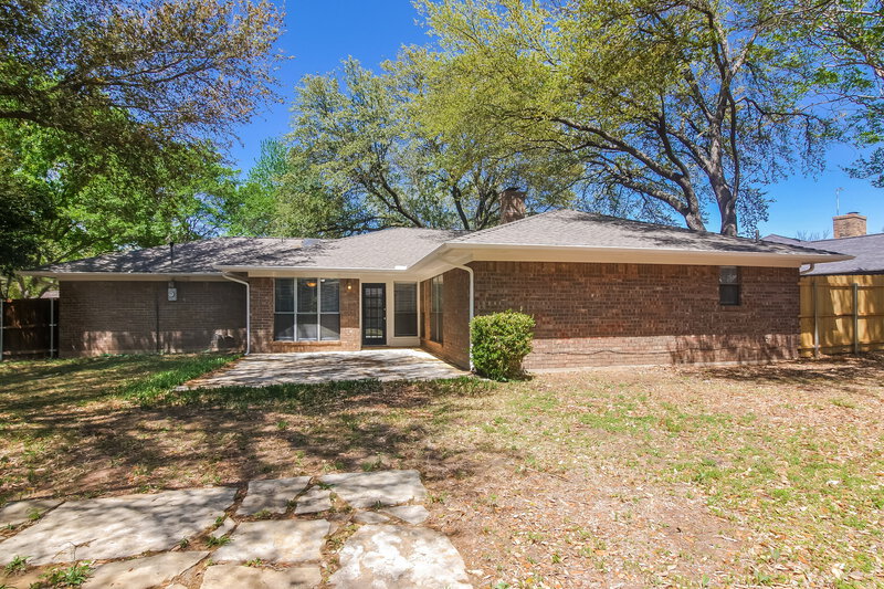 2,355/Mo, 3516 Jasmine Trl Arlington, TX 76017 Rear View