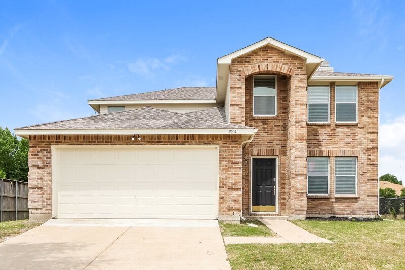 2,235/Mo, 924 Brooks Dr Cedar Hill, TX 75104 External View