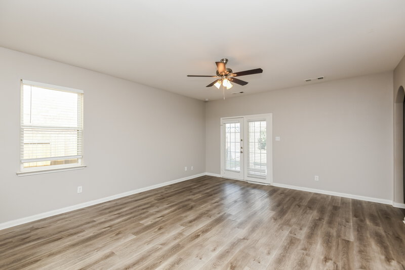 2,085/Mo, 6244 White Jade Dr Fort Worth, TX 76179 Living Room View