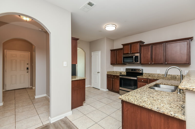 2,085/Mo, 6244 White Jade Dr Fort Worth, TX 76179 Kitchen View 3