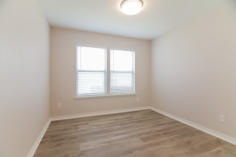 2,515/Mo, 1020 Callalily Dr Desoto, TX 75115 Bedroom View 2