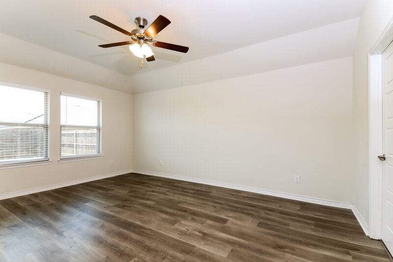 2,245/Mo, 341 Everglade Lndg Royse City, TX 75189 Main Bedroom View