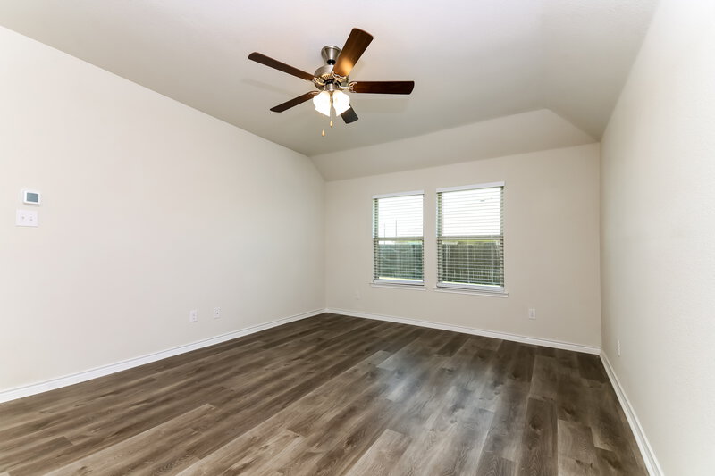 2,245/Mo, 341 Everglade Lndg Royse City, TX 75189 Main Bedroom View 2
