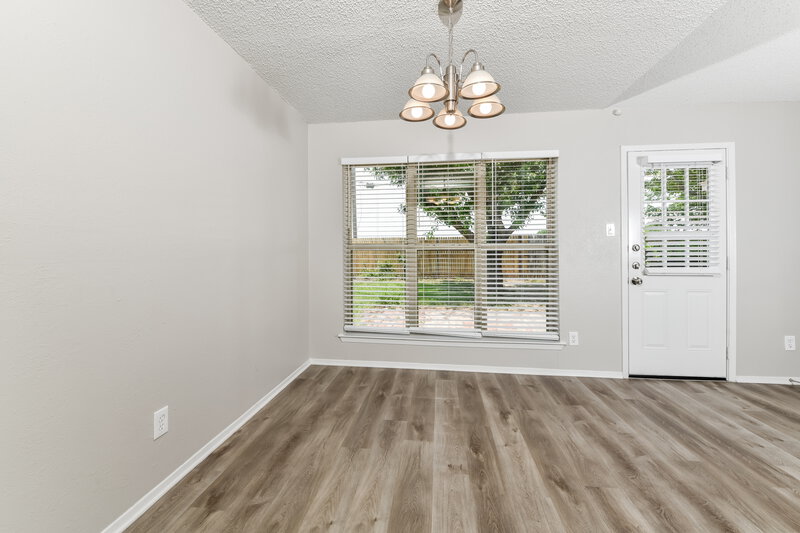 1,955/Mo, 1225 N Knowles Dr Saginaw, TX 76179 Dining Room View