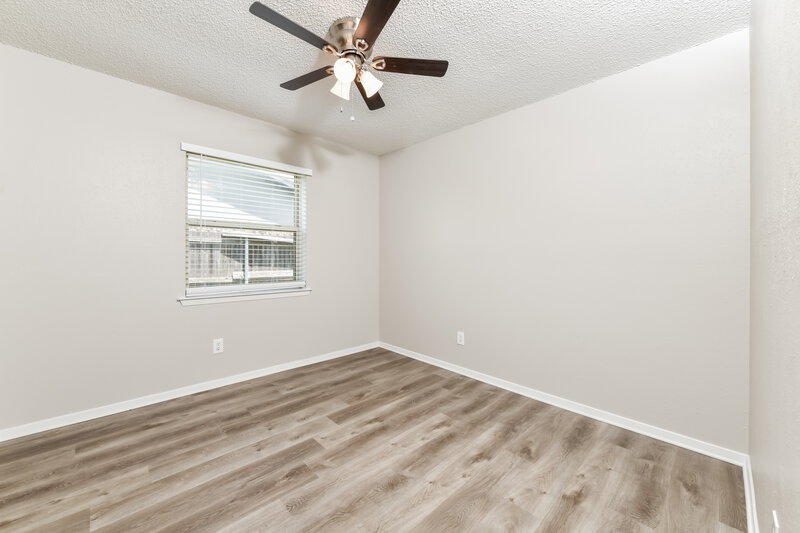 1,955/Mo, 1225 N Knowles Dr Saginaw, TX 76179 Bedroom View