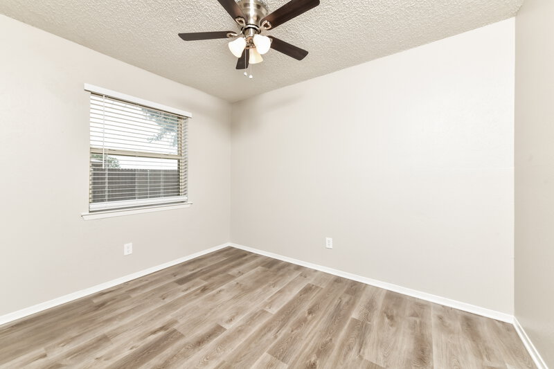 1,955/Mo, 1225 N Knowles Dr Saginaw, TX 76179 Bedroom View 3