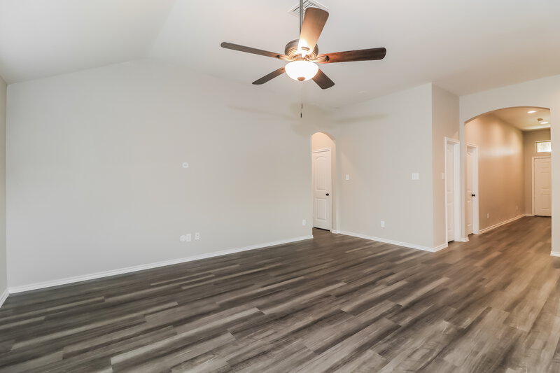 1,975/Mo, 424 Bishopgate Ct Crowley, TX 76036 Living Room View