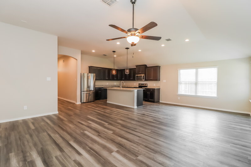 1,975/Mo, 424 Bishopgate Ct Crowley, TX 76036 Living Room View 2