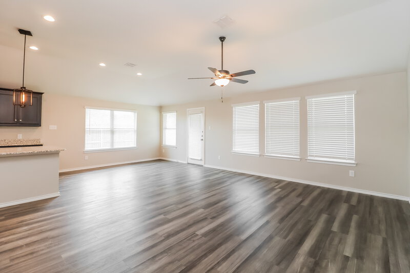 1,975/Mo, 424 Bishopgate Ct Crowley, TX 76036 Living Room View 3