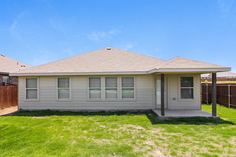 1,975/Mo, 424 Bishopgate Ct Crowley, TX 76036 Rear View