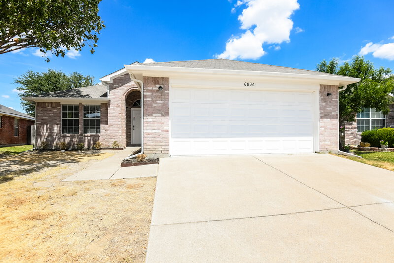 2,145/Mo, 6836 Bluff View Dr Watauga, TX 76137 External View