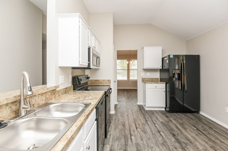 2,145/Mo, 6836 Bluff View Dr Watauga, TX 76137 Kitchen View 2