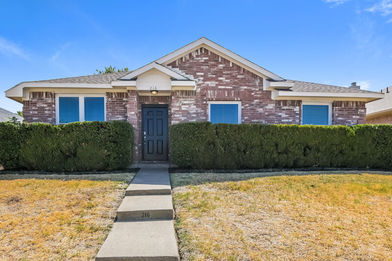 2,245/Mo, 216 Rosewood Ln Cedar Hill, TX 75104 Rear View