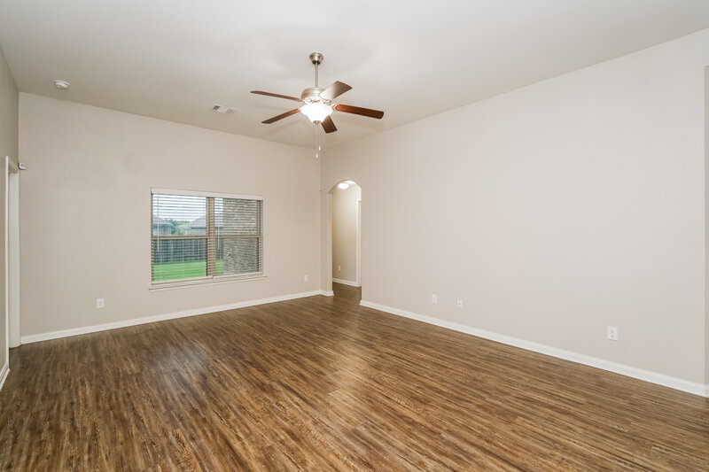 1,895/Mo, 1516 Millennium Dr Crowley, TX 76036 Living Room View 4