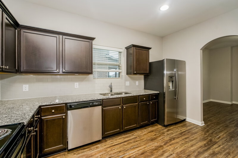 1,895/Mo, 1516 Millennium Dr Crowley, TX 76036 Kitchen View 2
