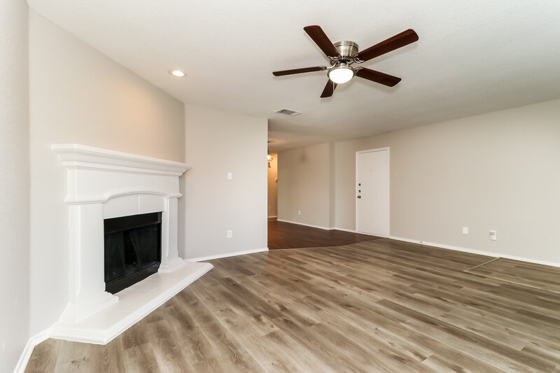 2,060/Mo, 14101 Black Gold Trl Haslet, TX 76052 Living Room View 3