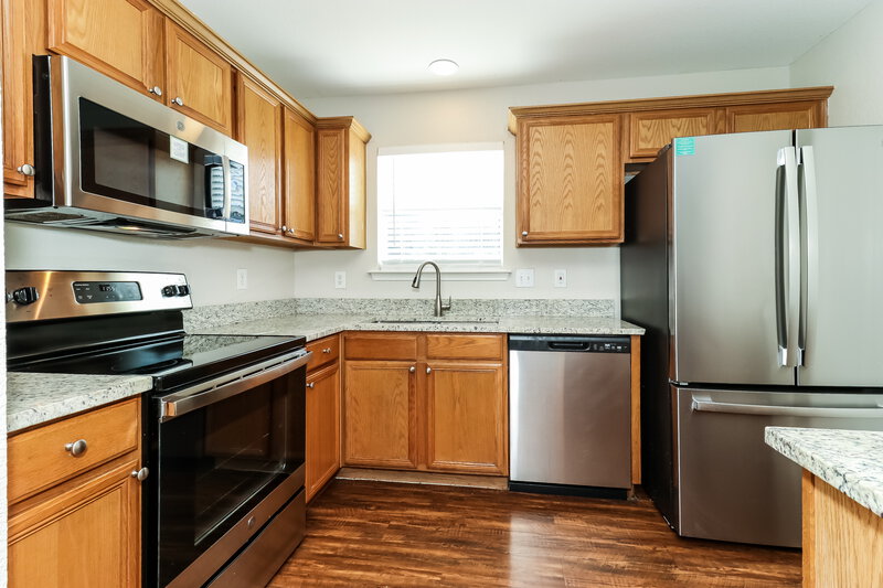 2,060/Mo, 14101 Black Gold Trl Haslet, TX 76052 Kitchen View 2