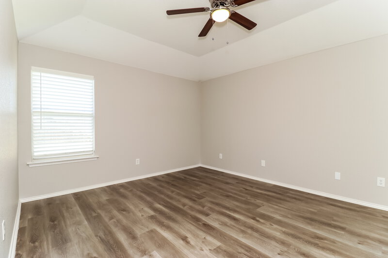 2,060/Mo, 14101 Black Gold Trl Haslet, TX 76052 Main Bedroom View 2