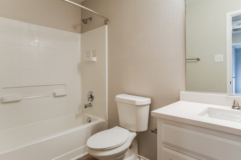 1,930/Mo, 1304 Barrel Run Haslet, TX 76052 Bathroom View