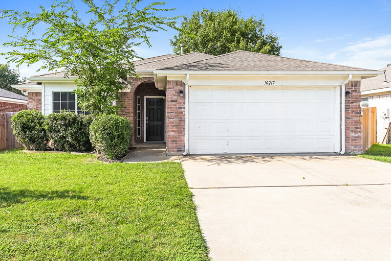 1,910/Mo, 10217 Cypress Hills Dr Fort Worth, TX 76108 External View