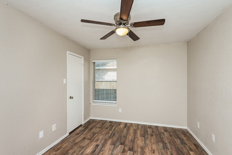 1,910/Mo, 10217 Cypress Hills Dr Fort Worth, TX 76108 Bedroom View