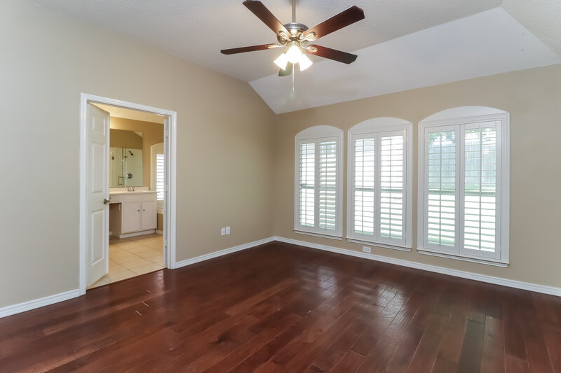 2,500/Mo, 1933 Perry Dr Mansfield, TX 76063 Main Bedroom View