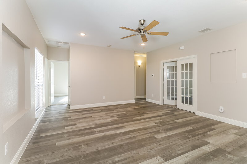 2,150/Mo, 1029 Primrose St Mesquite, TX 75149 Living Room View 3