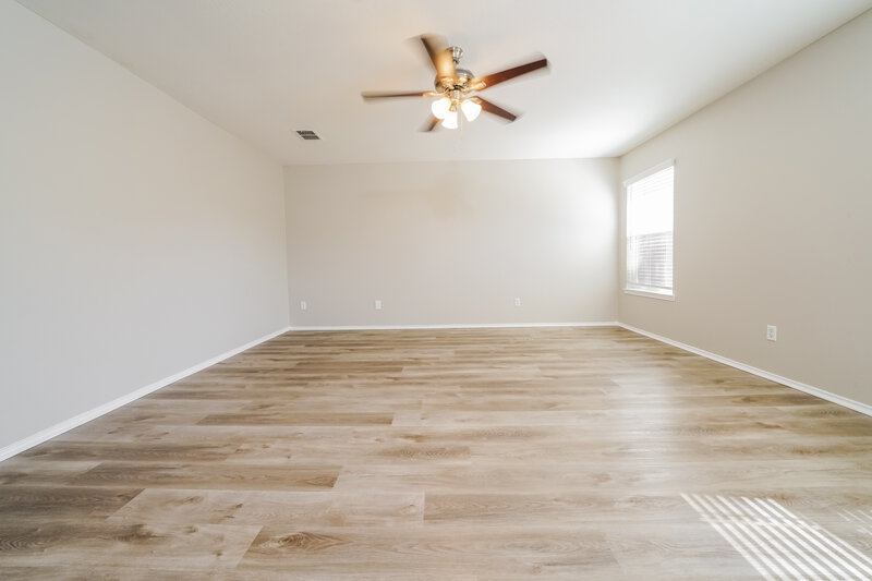 2,195/Mo, 6521 Longleaf Ln Denton, TX 76210 Main Bedroom View