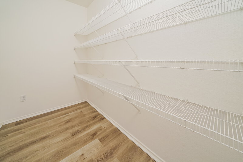 2,195/Mo, 6521 Longleaf Ln Denton, TX 76210 Walk In Closet View