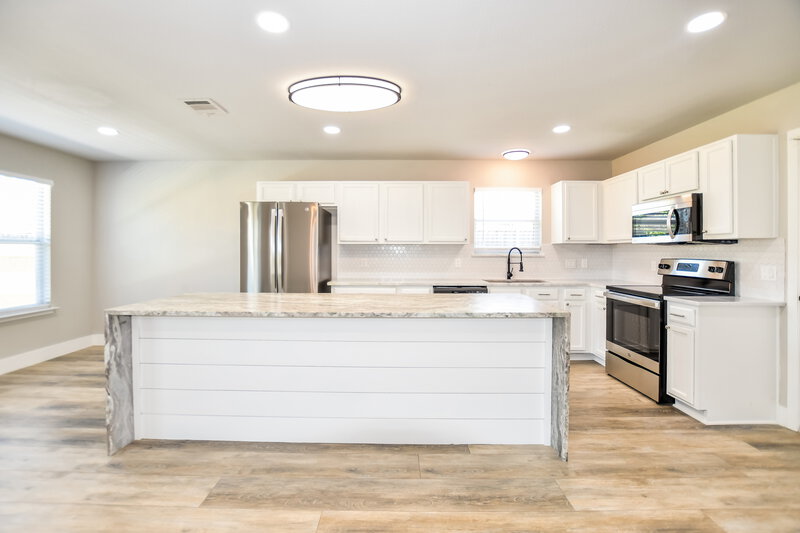 1,990/Mo, 1621 Lesli Dr Royse City, TX 75189 Dining Room View