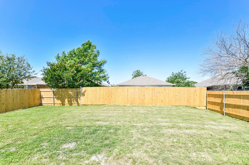 1,990/Mo, 1621 Lesli Dr Royse City, TX 75189 Rear View