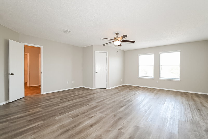 2,150/Mo, 2950 Monticello Ln Lancaster, TX 75134 Main Bedroom View