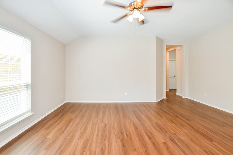 2,165/Mo, 1320 Sweetgum Dr Royse City, TX 75189 Main Bedroom View