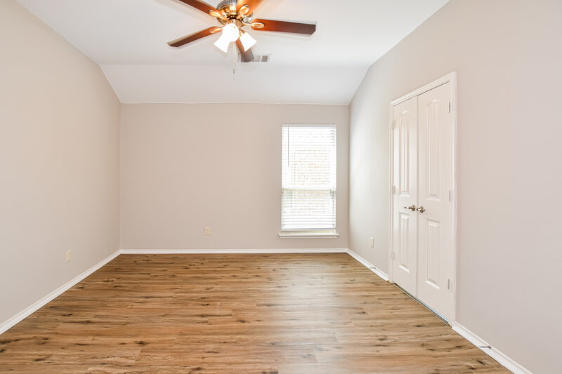 2,165/Mo, 1320 Sweetgum Dr Royse City, TX 75189 Main Bedroom View 2
