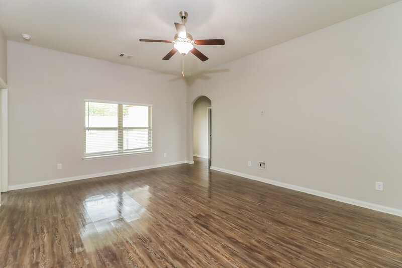2,205/Mo, 1605 Conley Ln Crowley, TX 76036 Living Room View 2