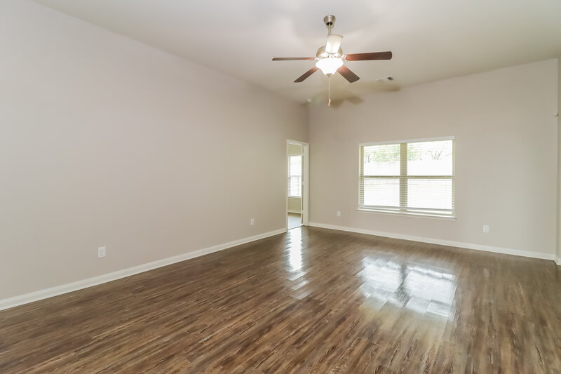 2,205/Mo, 1605 Conley Ln Crowley, TX 76036 Living Room View 3